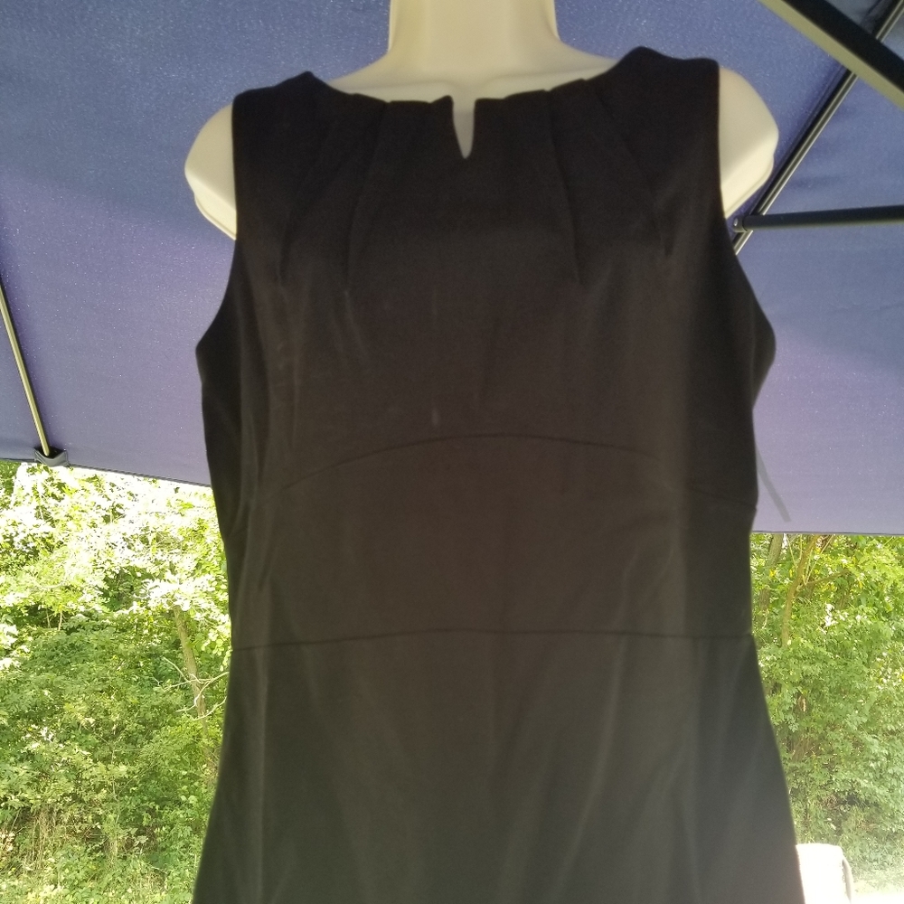 CAbi Sleeveless Blouse with Front Darts